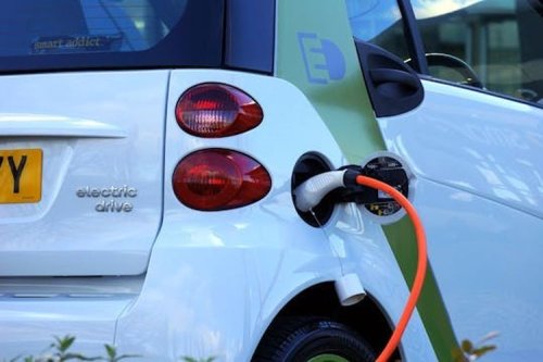 Peneliti: 60 Persen Mobil Listrik di Indonesia Berasal dari China