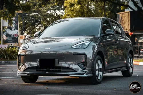 Geely Tetap Kembangkan Metanol, Sebut Lebih Ringan dari Mobil Listrik