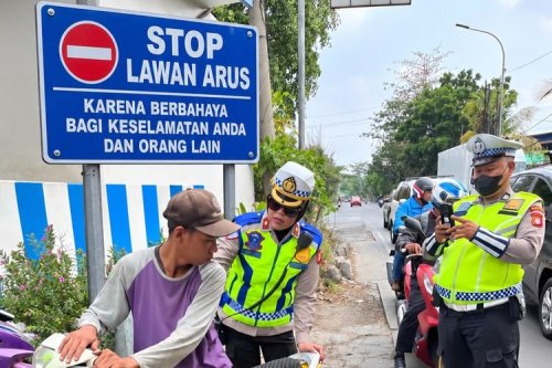 Ditlantas Polda Metro Jaya Perkuat Pengawasan Lawan Arus di Sejumlah Titik
