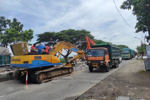 Jalan Pantura Demak–Kudus Macet, Ini Jalur Alternatifnya
