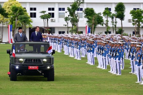 Prabowo, Maung Garuda, Mobil Dinas Andalan Prabowo Hasil Buatan Pindad