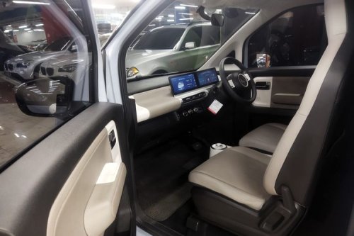 Perang Harga Mobil Listrik dan Efeknya pada Pasar Mobil Bekas