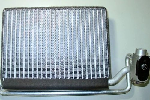 Mengenal Evaporator pada Sistem AC Mobil