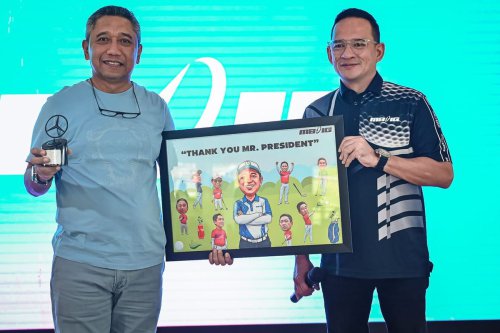 Komunitas Mercedes Gelar Turnamen Golf East vs West 2025