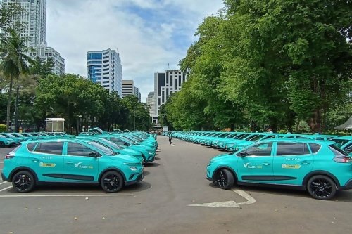 Green SM vs Taksi Konvensional: Persaingan Tak Sehat?