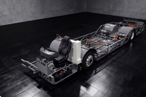 MG, MG Debut di Busworld, Tampilkan Bus Listrik iEV12 dan Sasis B12E