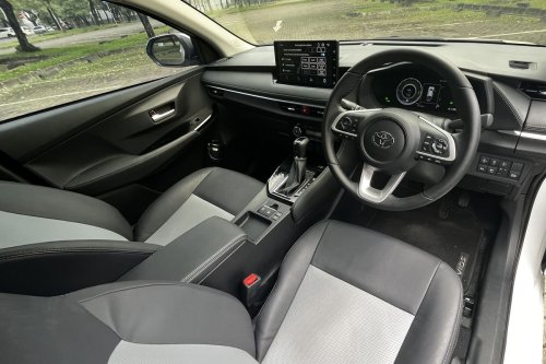 Mengulas Tuntas Interior Toyota Vios Hybrid 2026: Modern Ergonomis