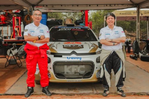 Drama Kejurnas Rally: Mobil Rudy SL Mogok Hingga Didorong Co-Driver