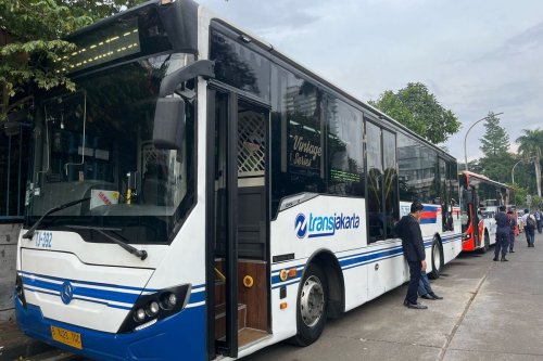 Berlaku Hanya Hari Ini, Naik Kendaraan Umum di Jakarta Cuma Rp 1