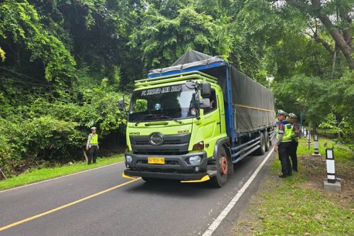Menhub Minta Pengusaha Logistik Patuhi Pembatasan Truk saat Arus Balik