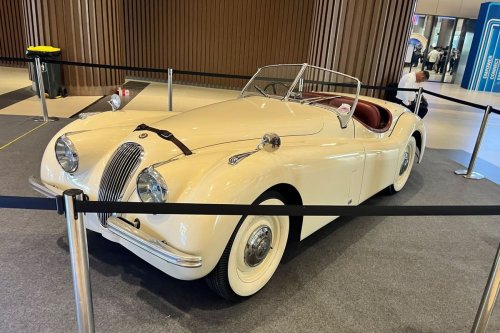 Jaguar XK120 1948, Mobil Tercepat di Zamannya