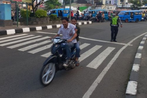 Fenomena Pengendara Motor Copot Pelat Nomor Merebak di Jakarta