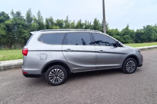 Wuling, Curhat Pemilik Wuling Cortez EX: Nyaman, Ada Catatan di Mesin dan CVT