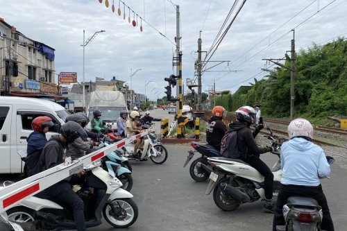 Belajar dari Insiden Alex Manninger Eks Kiper Arsenal Kecelakaan KA