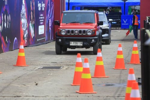 Suzuki , Tes Singkat Suzuki Jimny di IIMS 2026