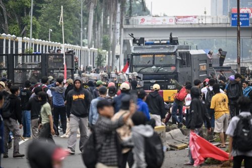Aksi Massa di Gedung DPR, Akses Tol Dalam Kota Dialihkan Sementara