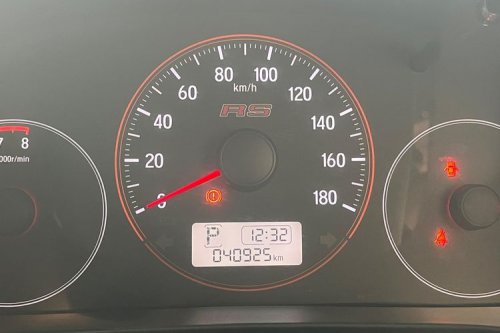 Begini Cara Mengetahui Riwayat Odometer Mobil