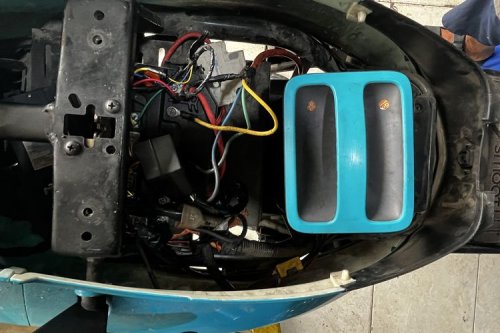 Baterai Motor Listrik Cepat Habis Meski Terisi Penuh? Ini Penyebabnya