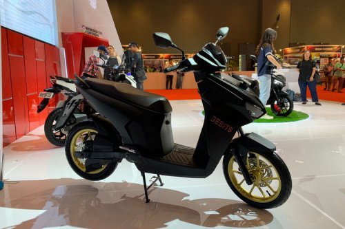 Komparasi Harga dan Spek Polytron Fox 200, Yadea T9 dan Gesits G1