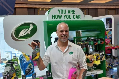 Pilihan Obat Ganteng untuk Mobil di IIMS 2026