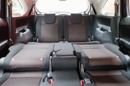 Toyota, Update Harga Toyota Veloz, MPV Fitur Canggih dan Kabin Lapang