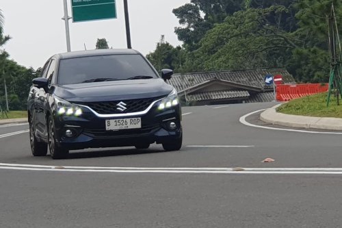 Suzuki , Stok Menipis, Simak Simulasi Kredit Suzuki Baleno