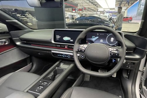 Komparasi Mazda 6e Fastback vs Hyundai Ioniq 6, Mana Lebih Menarik?