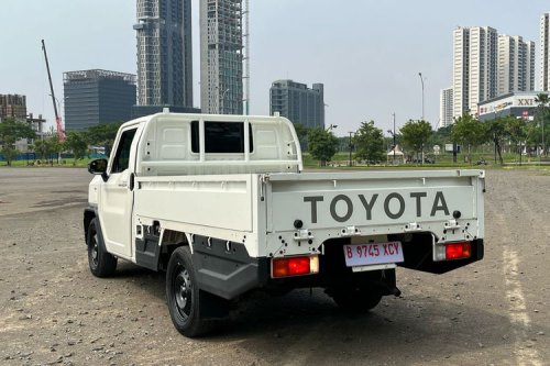 Komparasi Pikap: Mahindra Scorpio Vs Toyota Hilux Rangga