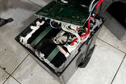 Selisih Tegangan Antar Sel Baterai Motor Listrik Bukan Masalah Sepele