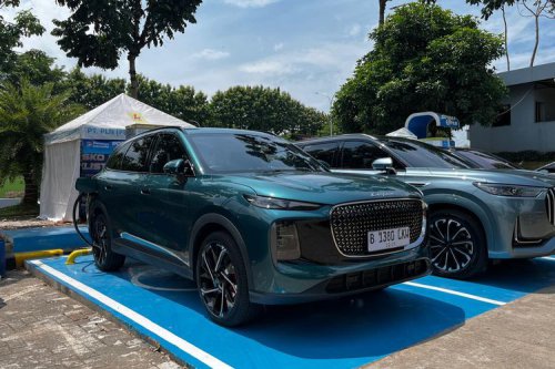 Uji Jarak Tempuh Lepas L8: SUV Hybrid yang Efisien