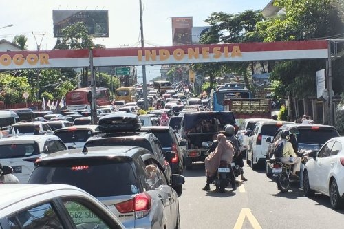 Macet di Tempat Wisata Saat Libur Lebaran, Hindari Penggunaan Klakson Berlebihan