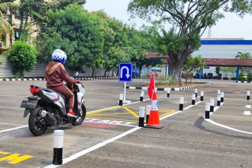 Ujian Praktik SIM C Bisa Dilakukan di Jalan Raya, Ini Aturannya
