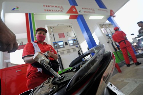 BBM Etanol Buat Motor, Cicilan Mobil Hybrid LSUV