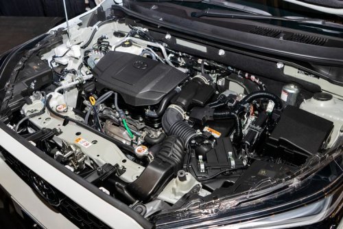 Harga Beda Tipis, Adu Performa Yaris Cross G Hybrid vs Chery C5 CSH