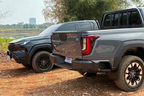 Toyota, Toyota Hilux, Impresi Perdana Toyota Hilux Terbaru, Beda Karakter Manual dan Matic