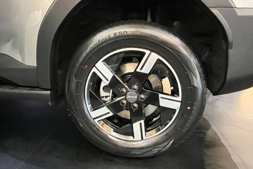 Jetour, Jetour T1 Punya Dua Pilihan Mesin, Ini Perbedaan Tipe ICE dan PHEV