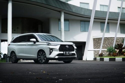 Toyota, Toyota Siapkan Veloz Hybrid untuk Pasar Indonesia Tahun Depan