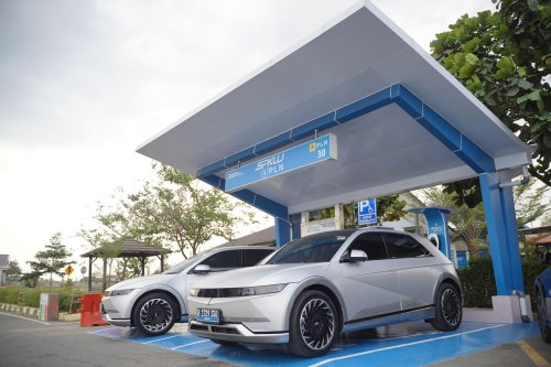 SPKLU Center di Tanjung Priok Diresmikan, Punya Fast Charging 200 kW