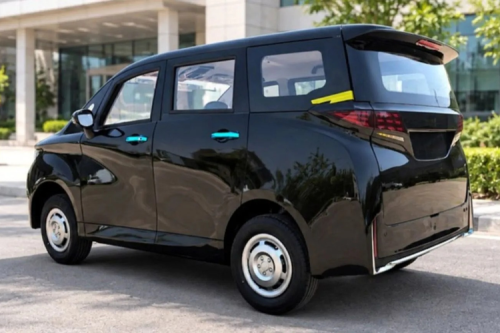 Mobil Listrik Bergaya Alphard Dari Pakistan Mulai Rp 160 Jutaan