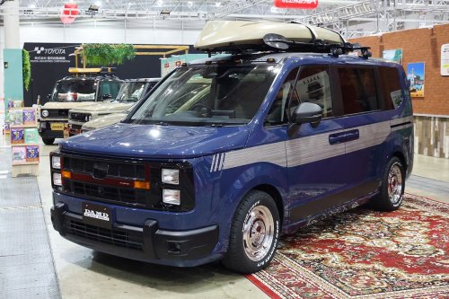 DAMD Step WGN Resonator di Tokyo Auto Salon 2026, Jadul dan Modern