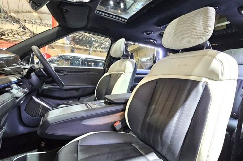 Komparasi SUV Listrik Premium: Volvo EX90 vs Kia EV9