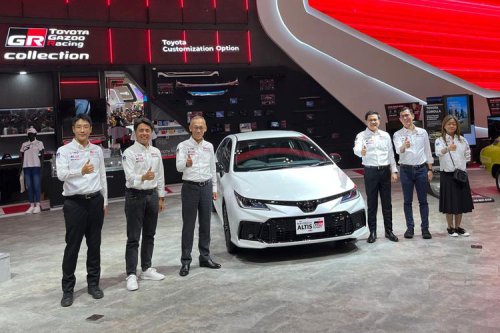 Corolla Altis HEV GR Sport: Sedan Sporty dengan Hybrid Terbaru