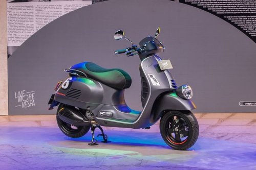Alasan Vespa Rakitan Italia Lebih Mahal Dibanding Produksi Vietnam
