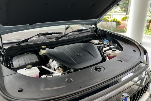 Spesifikasi Denza B8: SUV Hybrid Canggih