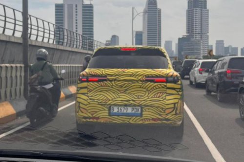 Spyshot, Penampakan Mobil Listrik Leapmotor B10