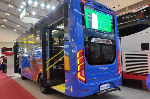 Bus Trans Jatim Malang Buatan Tentrem, Pakai Warna Biru Khas Arema