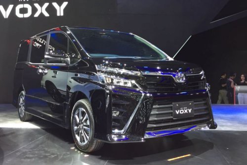 Cek Harga Toyota Voxy Bekas, mulai Rp 300 Jutaan