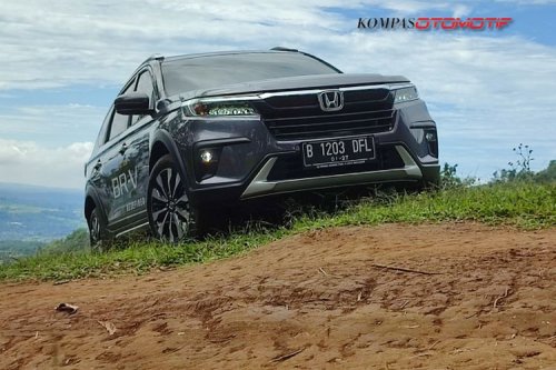 Mitos atau Fakta: Mobil Matik Gampang Rusak Jika Sering Lewat Tanjakan