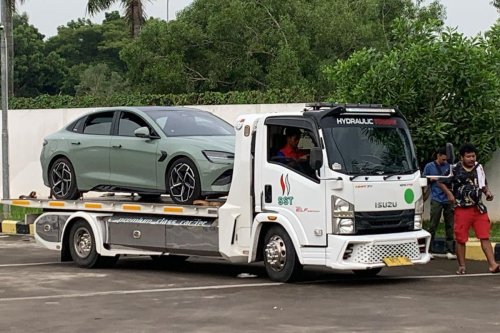 Ferrari, Ferrari Terguling di Tol Cengkareng, Hati-hati Pilih Layanan Towing