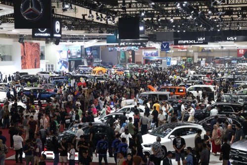 Tren Penjualan Otomotif Indonesia Agustus 2025: Penurunan Berlanjut